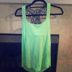 Lululemon tank size 2